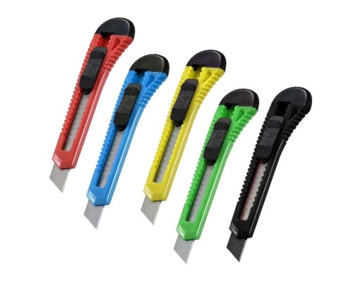 REAL ÖZS EKO Maket Bıçağı 18 mm Plastik Gövde REAL ÖZS EKO Maket Bıçağı 18 mm Plastik Gövde