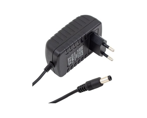 Technomax TM-2101 12 Volt 1.5  Amper Universal Uçlu Adaptör